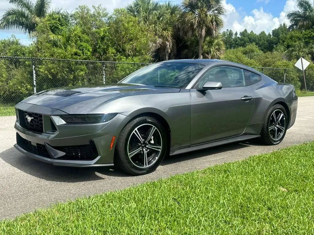 Coupe in West Park, FL, United States 1 - 18360418