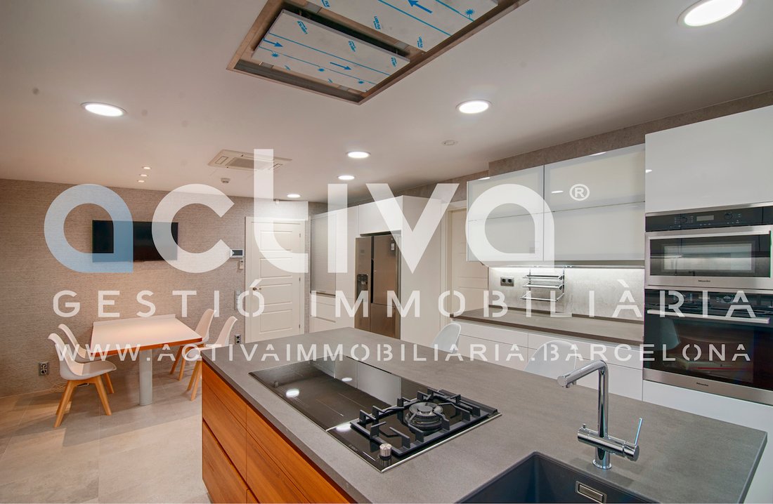 Villa in Sant Just Desvern, Catalonia, Spain 5 - 18360514