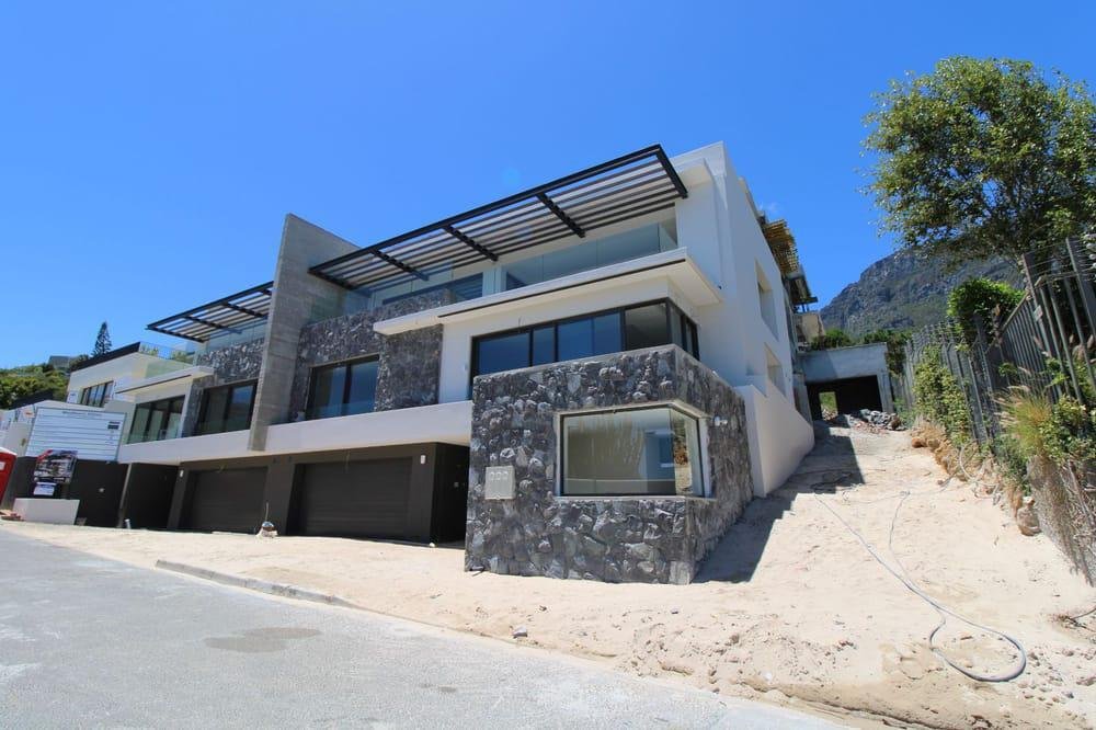 Condo in Bakoven, Cape Town, South Africa 4 - 18360994