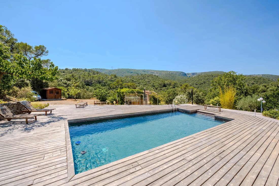 House in Méounes-lès-Montrieux, Provence-Alpes-Côte d'Azur, France 2 - 18360271