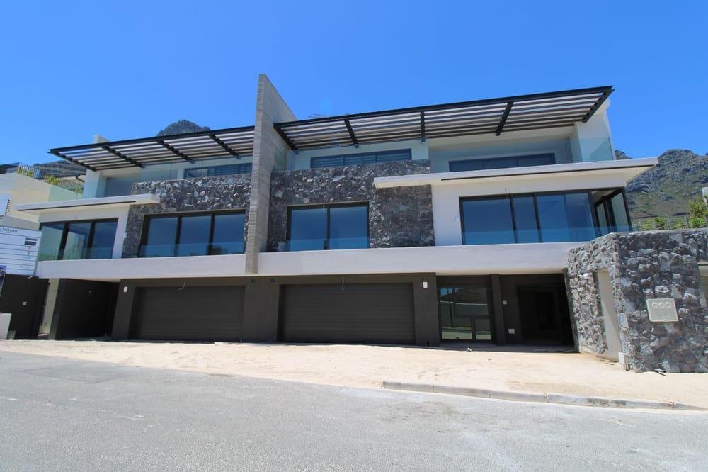 Condo in Bakoven, Cape Town, South Africa 2 - 18360994