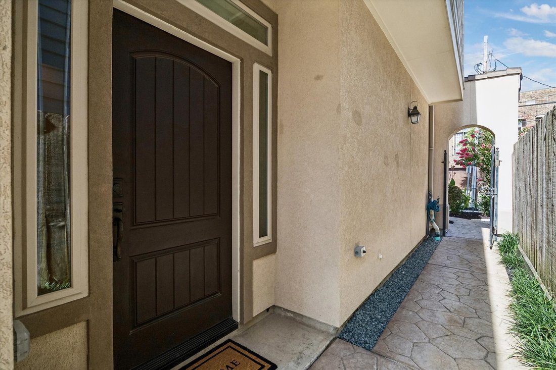 House in Houston, Texas, United States 2 - 17985739
