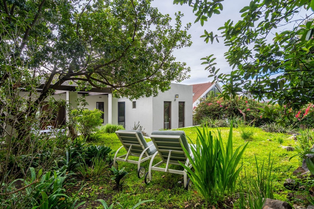 Country House in Gardens, Cape Town, South Africa 1 - 18360983