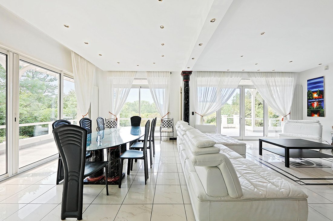 Villa in Crecy-la-Chapelle, Ile-de-France, France 5 - 18360830