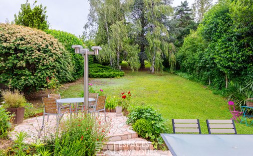 Villa in Presles, Ile-de-France, France 1