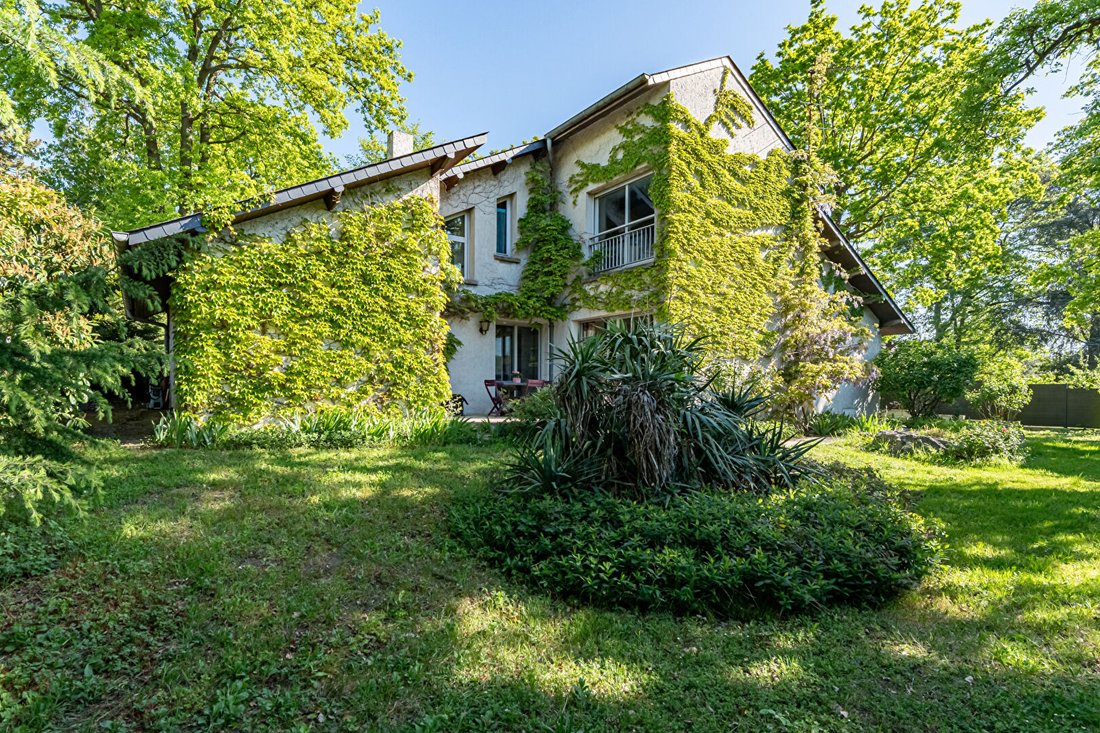 Villa in Villennes-sur-Seine, Ile-de-France, France 1 - 18360776