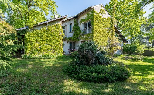 Villa in Villennes-sur-Seine, Ile-de-France, France 1