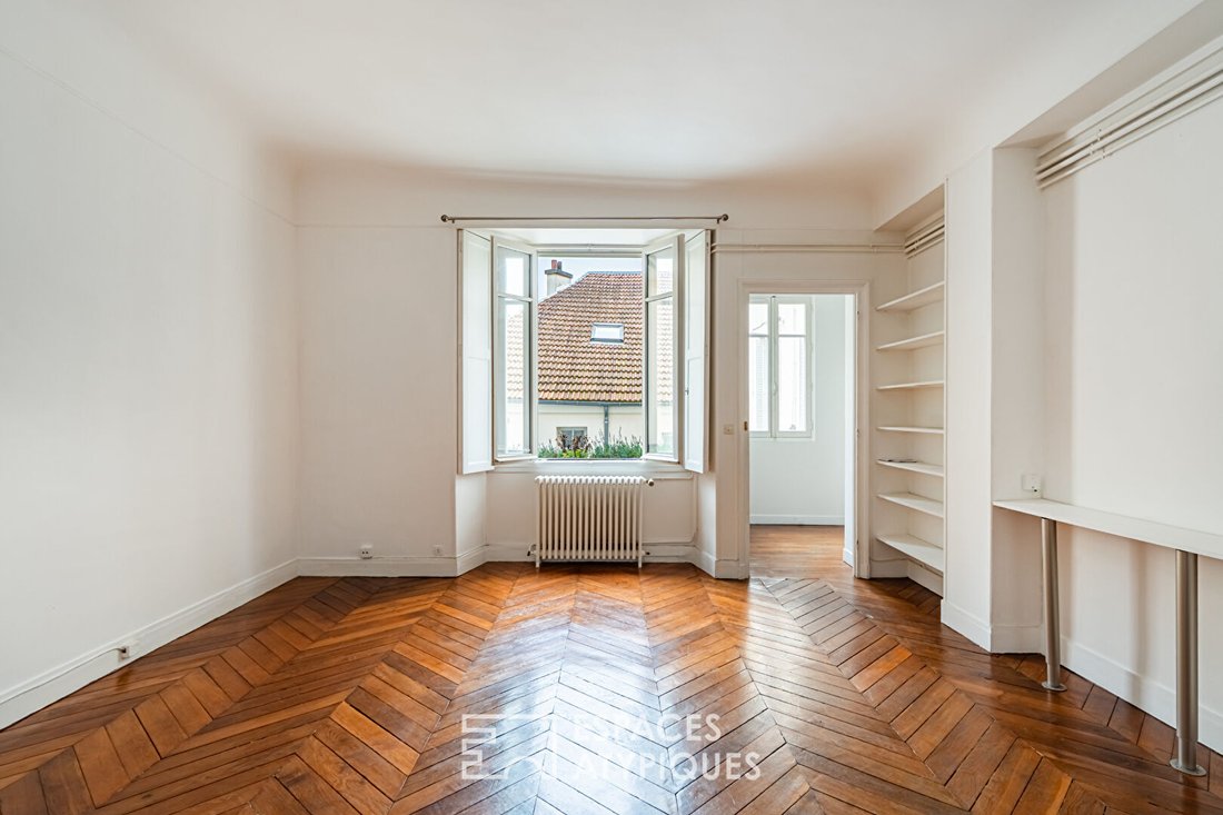 Apartment in Notre Dame, Versailles, France 2 - 18361045