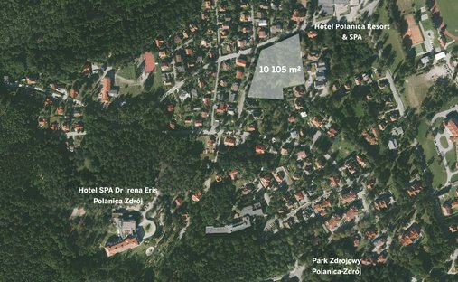 Land in Polanica-Zdrój, Woiwodschaft Niederschlesien, Polen 1