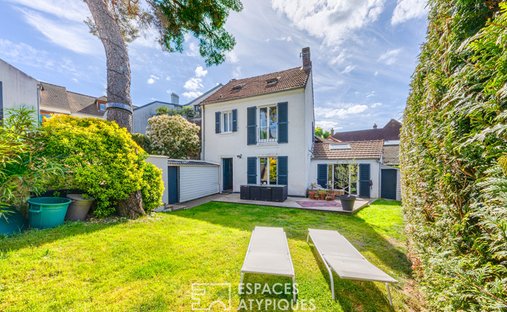 Villa in Prince–Marmottan, Boulogne-Billancourt, France 1
