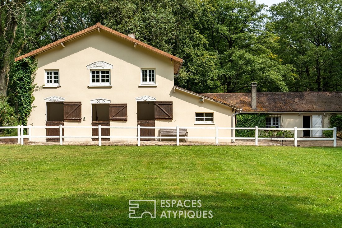 Villa in Poigny-la-Forêt, Ile-de-France, France 4 - 18361073