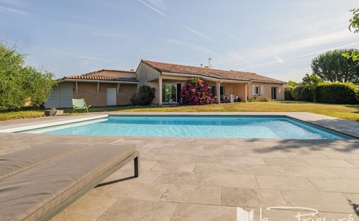 Villa in Terssac, Occitania, France 1