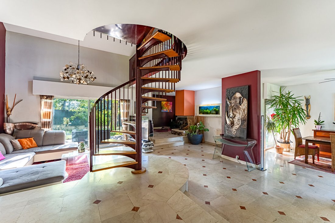 Villa in Villennes-sur-Seine, Ile-de-France, France 3 - 18360776