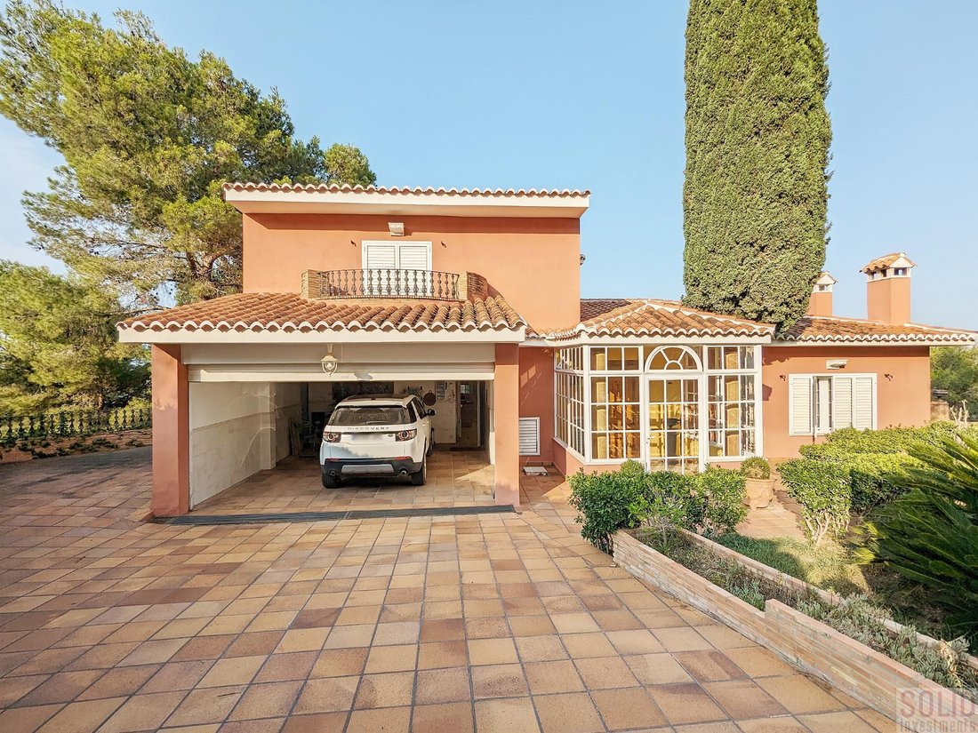 Chalet in Chiva, Valencian Community, Spain 2 - 13024502