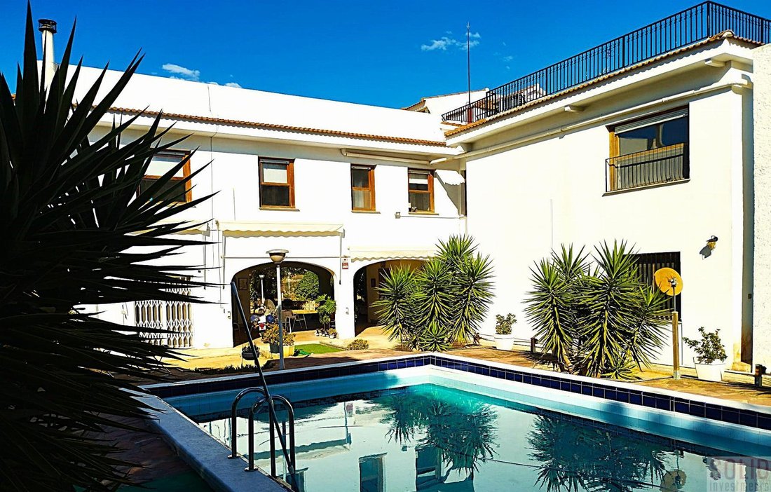 Chalet in Rocafort, Valencian Community, Spain 1 - 14848368