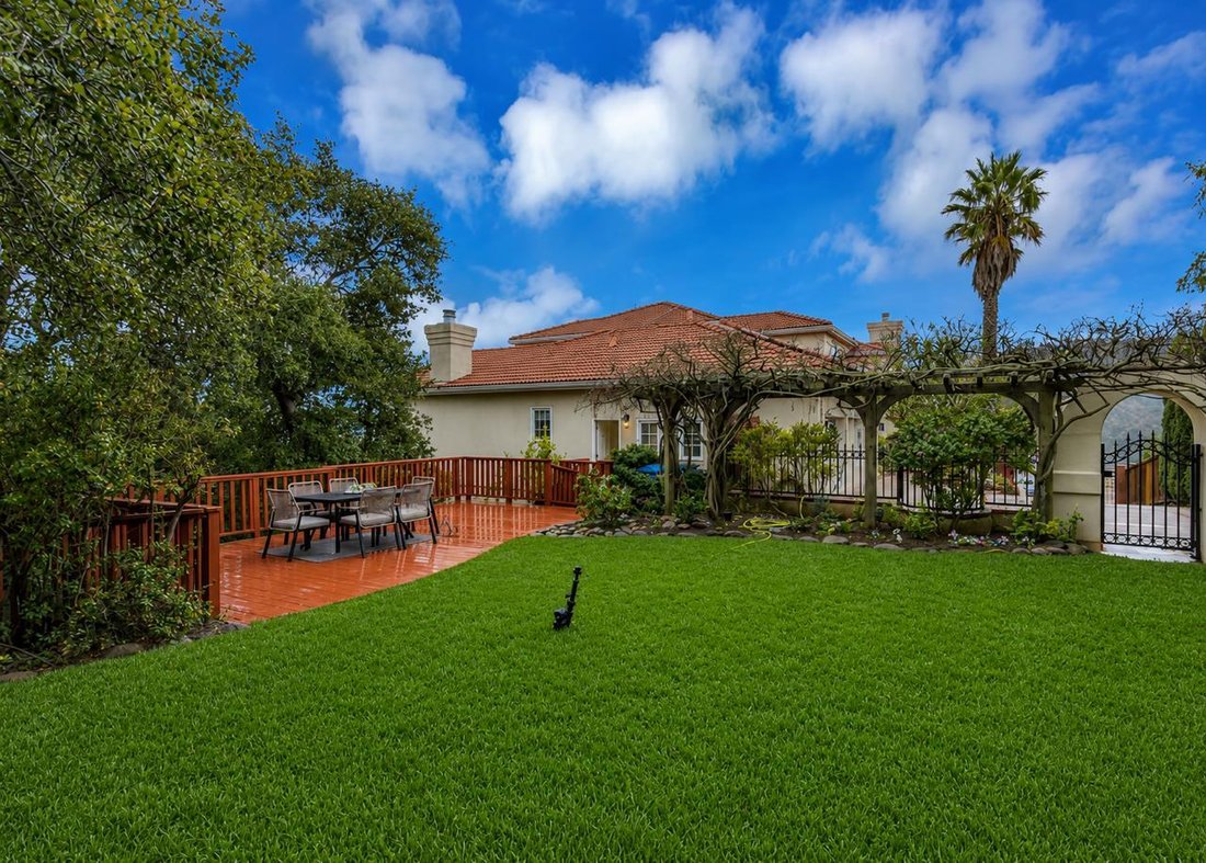 House in San Carlos, California, United States 5 - 16940877