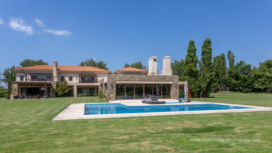 Villa in La Tahona, Canelones Department, Uruguay 3 - 18361247