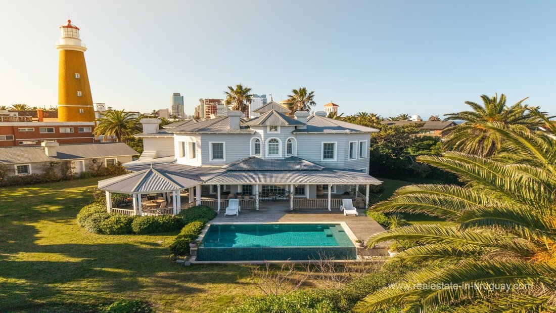 Villa in Punta del Este, Maldonado Department, Uruguay 2 - 18361262