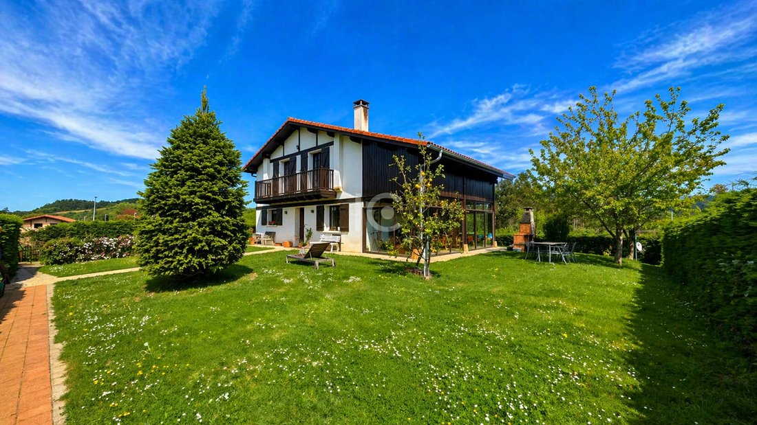 Chalet in Lemoiz, Basque Country, Spain 2 - 18200144
