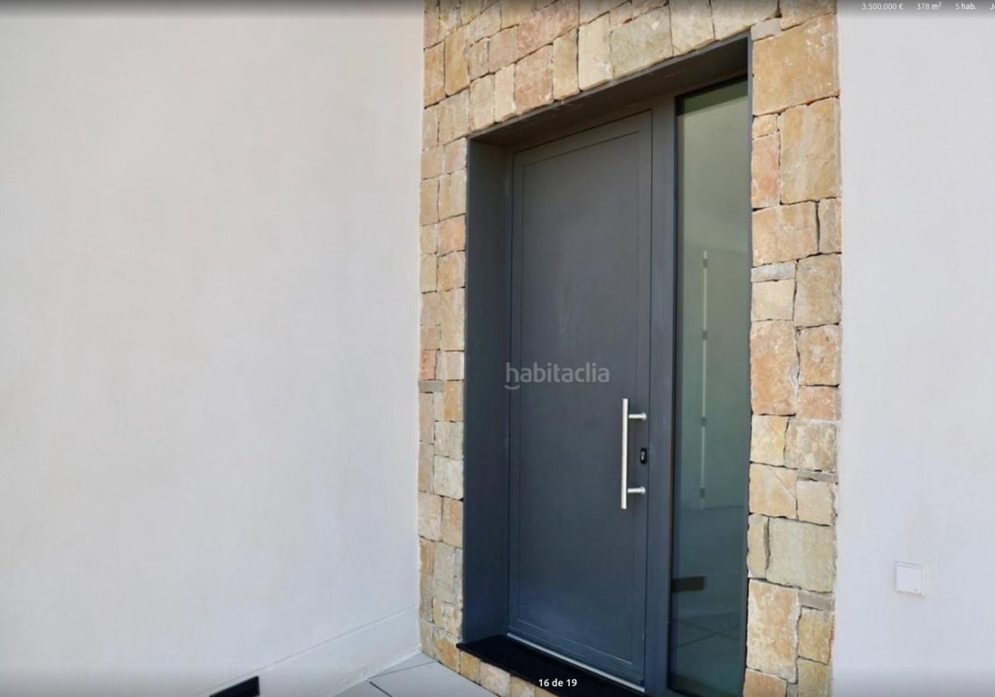 Villa in Roca Llisa, Santa Eularia des Riu, Balearic Islands 3 - 13984005