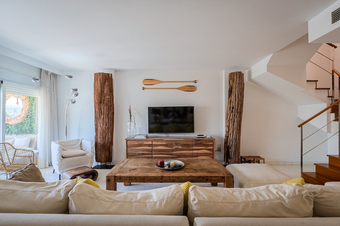 Townhouse in Balearic Islands, Spain 4 - 18361387