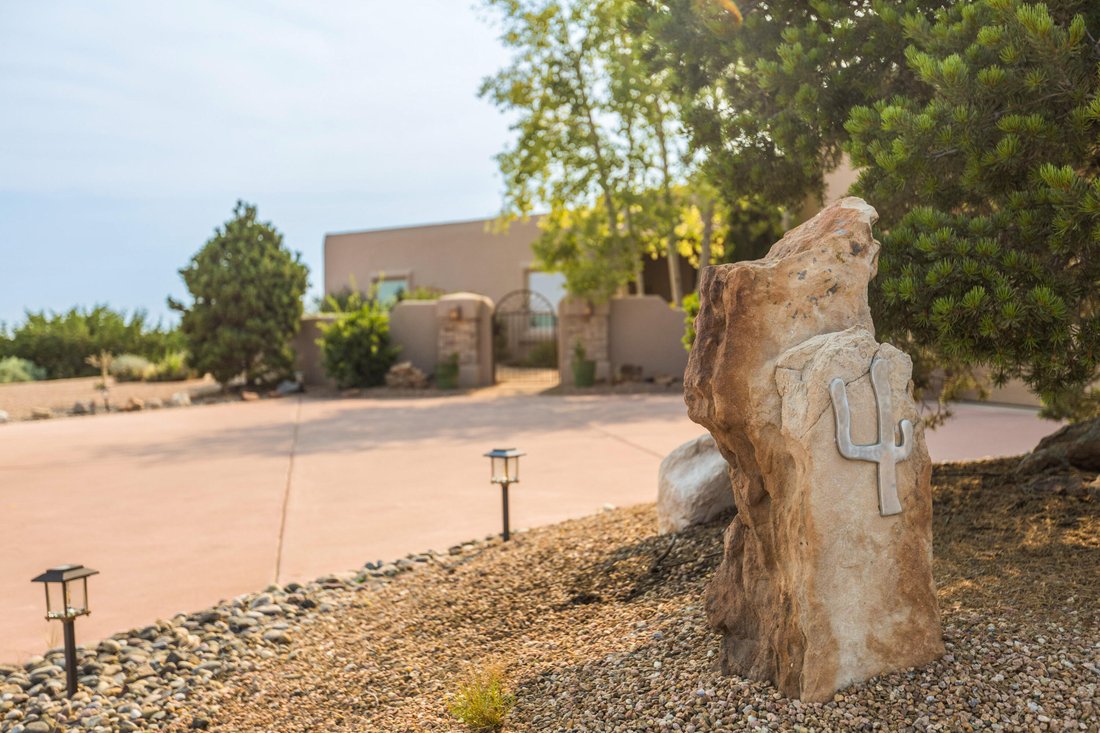 House in Placitas, New Mexico, United States 1 - 17463491