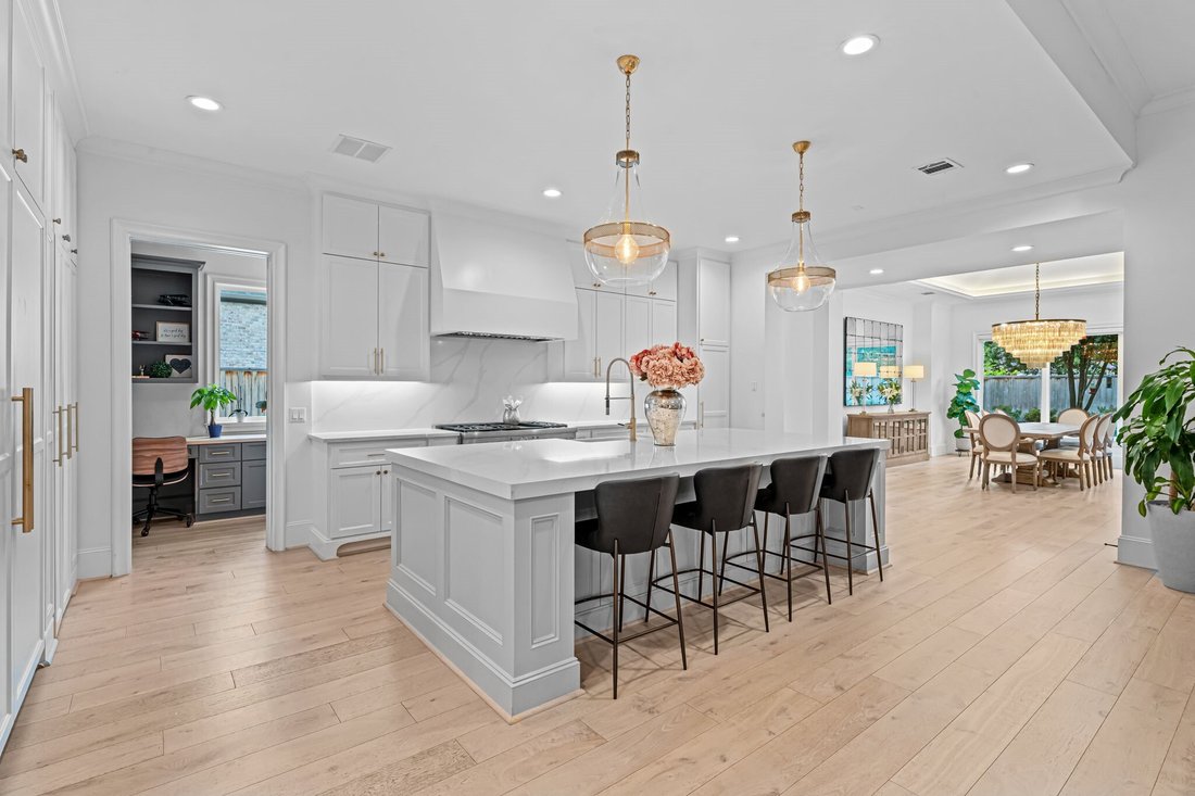 House in Houston, Texas, United States 3 - 18364045