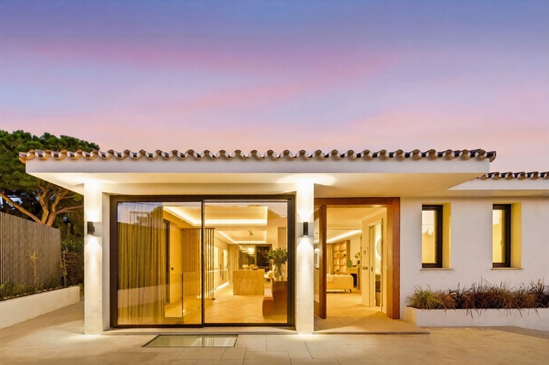 Villa in Elviria-Cabopino, Marbella, Spain 1 - 18363594