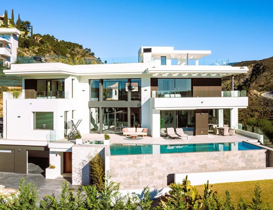 Villa in Benahavis, Andalusia, Spain 3 - 18363375