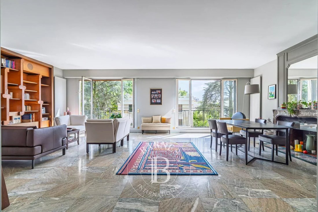Apartment in Saint James-Général Koenig, Neuilly-sur-Seine, France 4 - 18364097