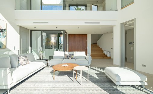 Villa in Benahavis, Andalusia, Spain 1