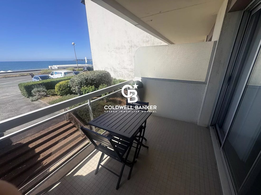 Appartement à France 3 - 18367168