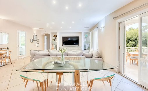 Villa in Les Rayols-Saint Lazare-Les Bousquets, Cuers, France 1