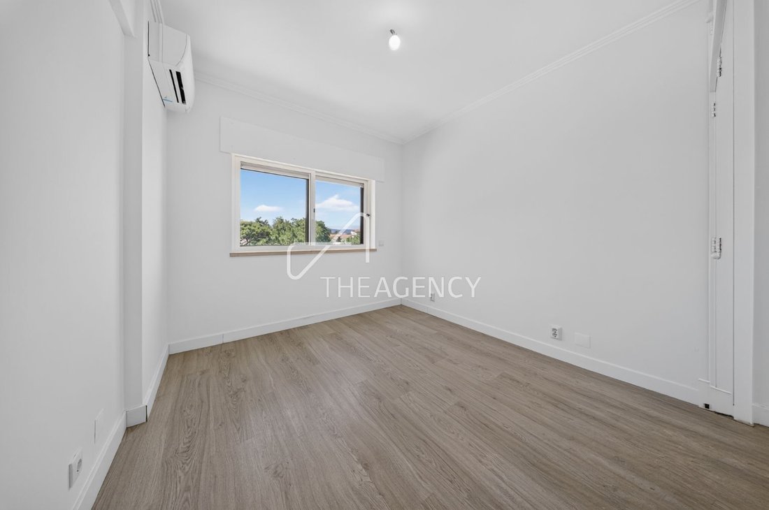 Apartment in Cascais e Estoril, Lisbon, Portugal 5 - 18364453