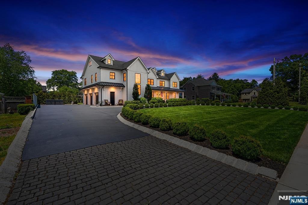 House in Pequannock Township, New Jersey, United States 2 - 18362443