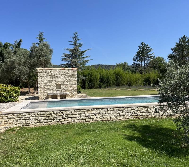 House in Gordes, Provence-Alpes-Côte d'Azur, France 2 - 18366096