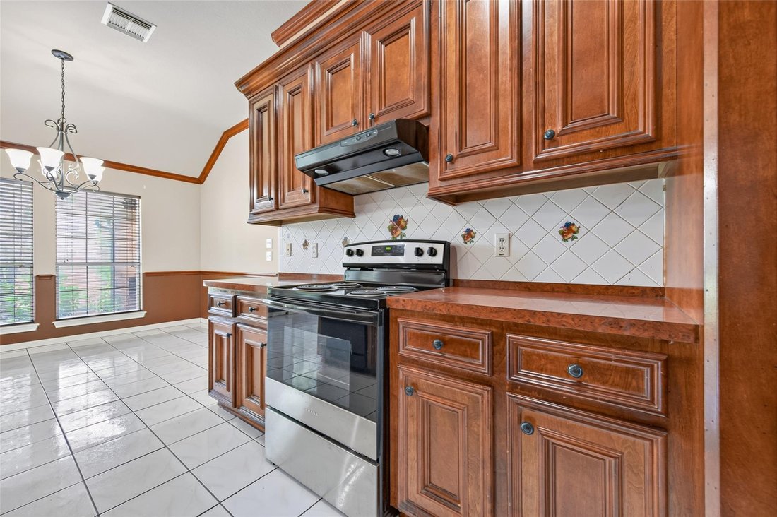 House in Tomball, Texas, United States 4 - 18366660