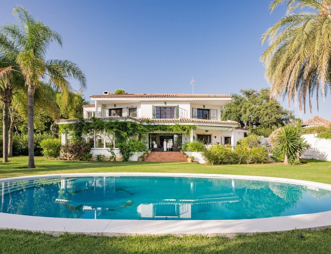 Villa in Marbella, Andalusia, Spain 2 - 18363409