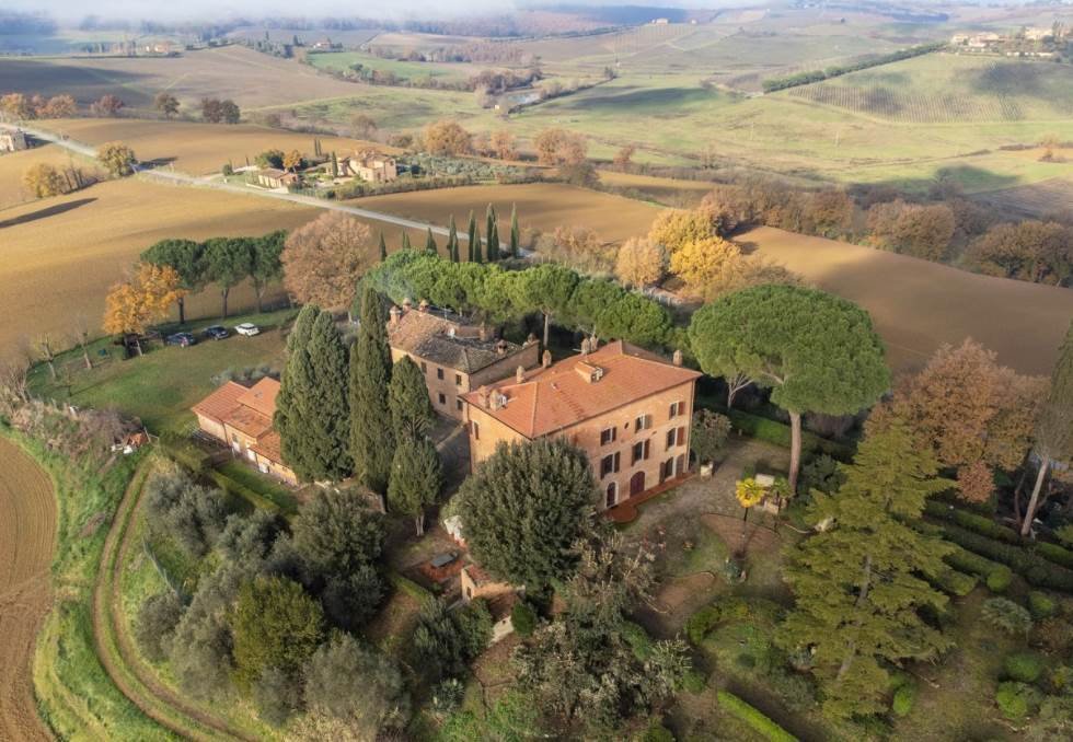 Estate in Castiglione del Lago, Umbria, Italy 1 - 18366938