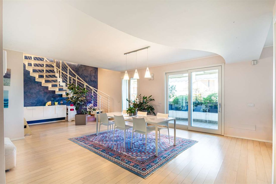 Apartment in Ronchi, Gallarate, Lombardy 3 - 18365407