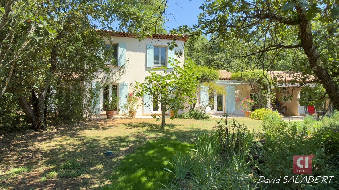 Villa a Forcalqueiret, Provenza-Alpi-Costa Azzurra, Francia 2 - 18363111