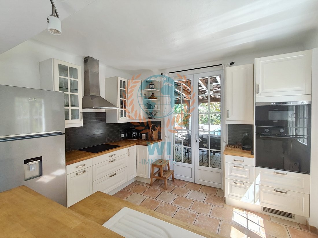 House in Taradeau, Provence-Alpes-Côte d'Azur, France 4 - 18366847