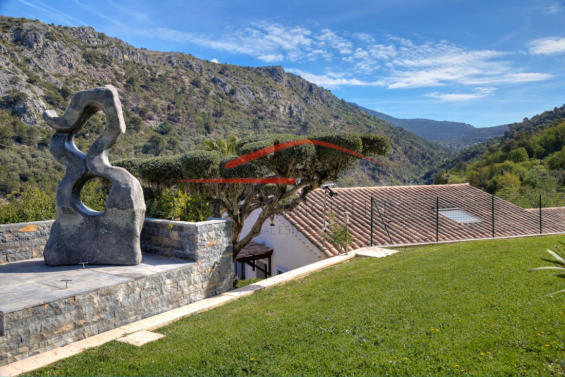 Estate in La Turbie, Provence-Alpes-Côte d'Azur, France 5 - 17759858