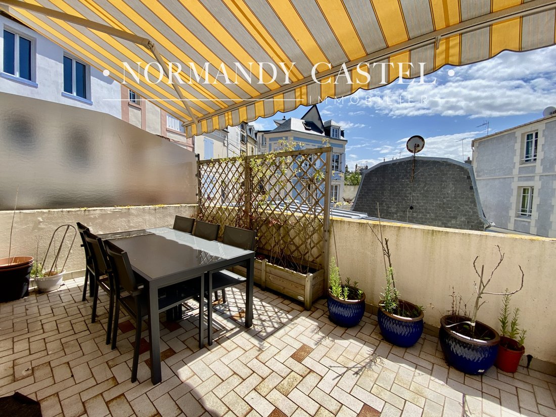 House in Trouville-sur-Mer, Normandy, France 2 - 16387669