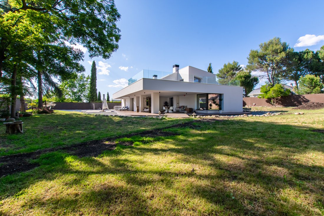 Chalet in Boadilla del Monte, Comunidad de Madrid, Spain 1 - 18362832