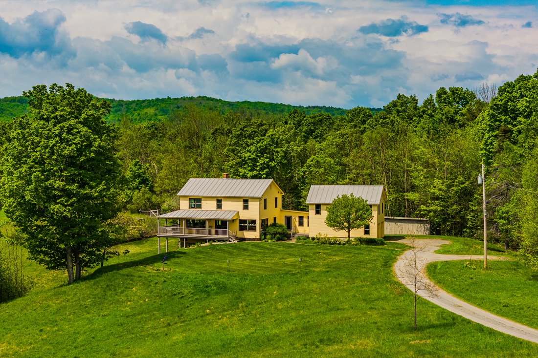 House in Strafford, Vermont, United States 3 - 18025361