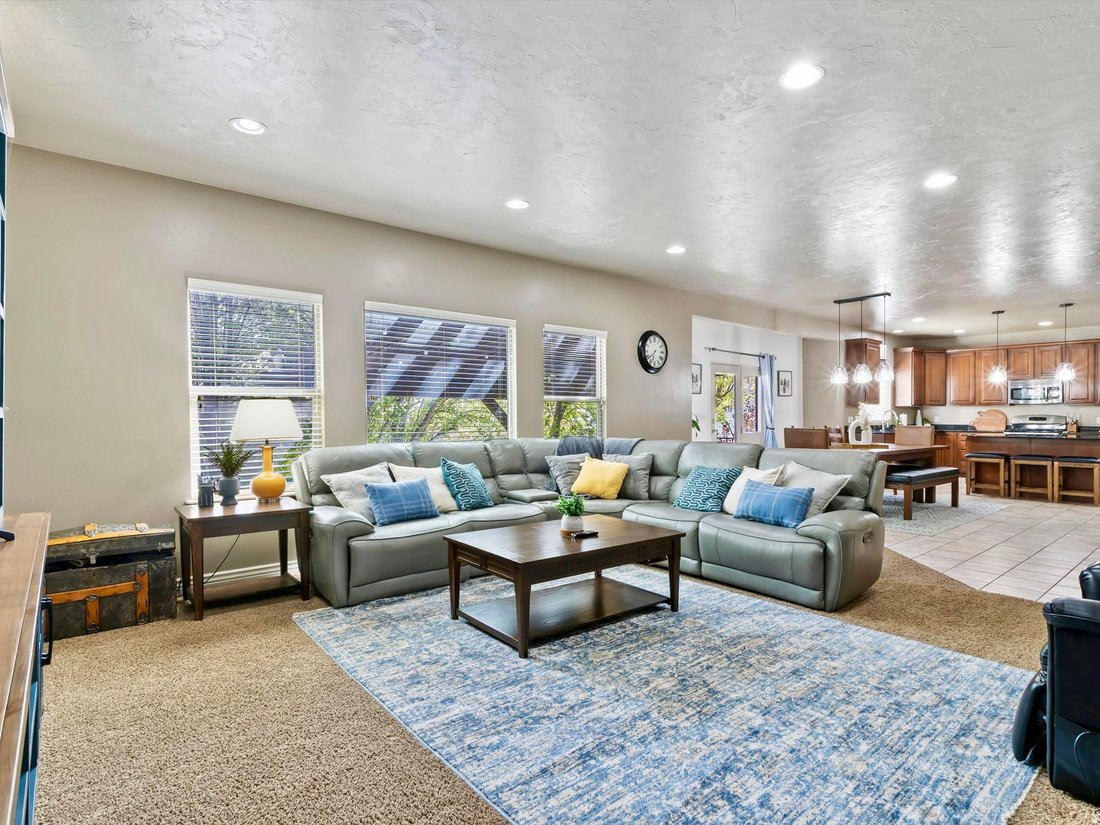 House in South Jordan, Utah, United States 2 - 18365513