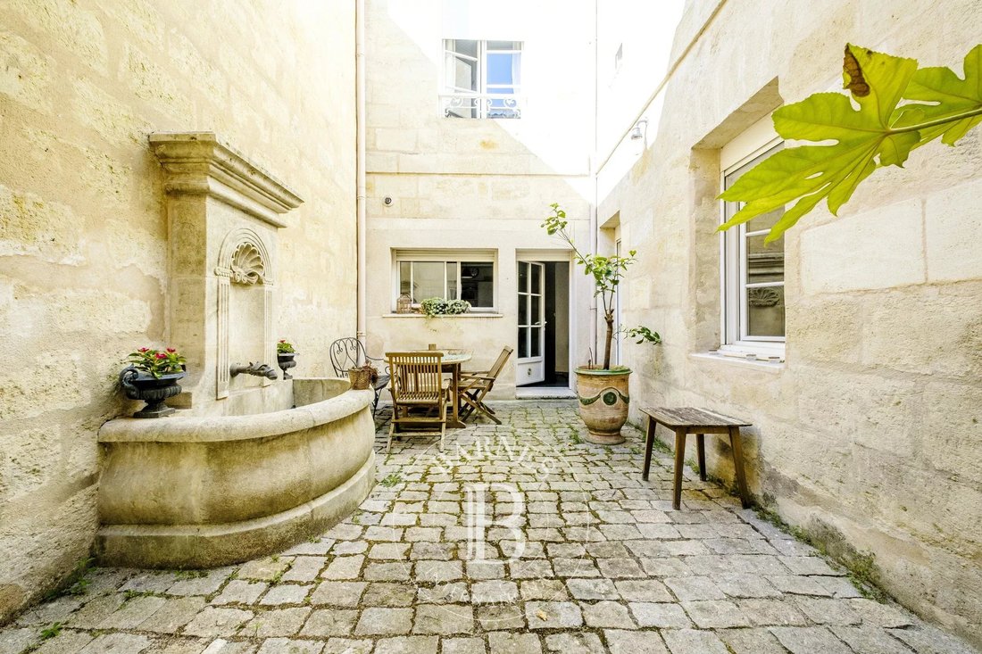 Stadthaus in Hôtel de Ville-Quinconce-Saint Seurin-Fondaudège, Bordeaux, Frankreich 1 - 18249037