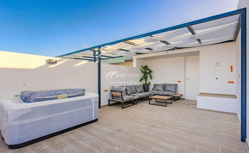 Townhouse in Guia de Isora, Canary Islands, Spain 1