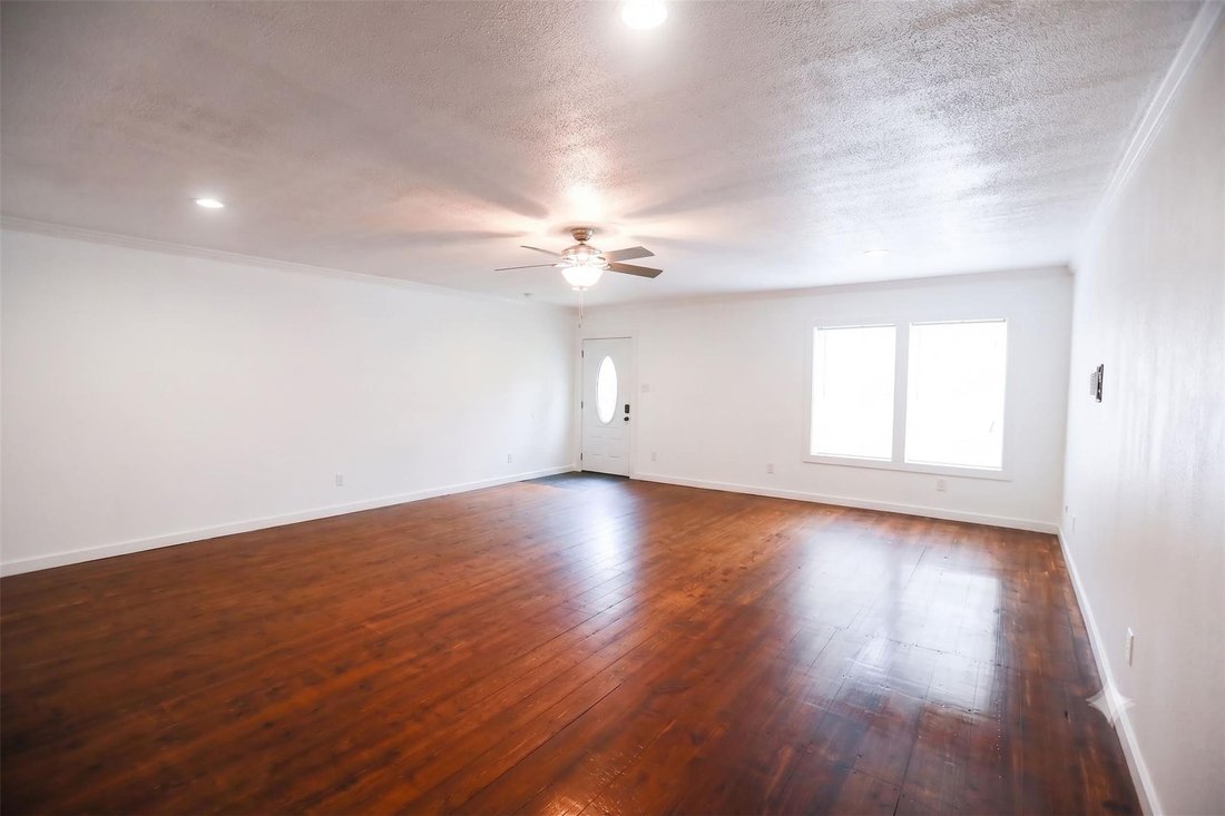 Austin, Texas, United States 5 - 18367015